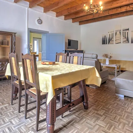 בית נופש Du Sourcier