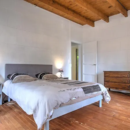 Du Sourcier בית נופש